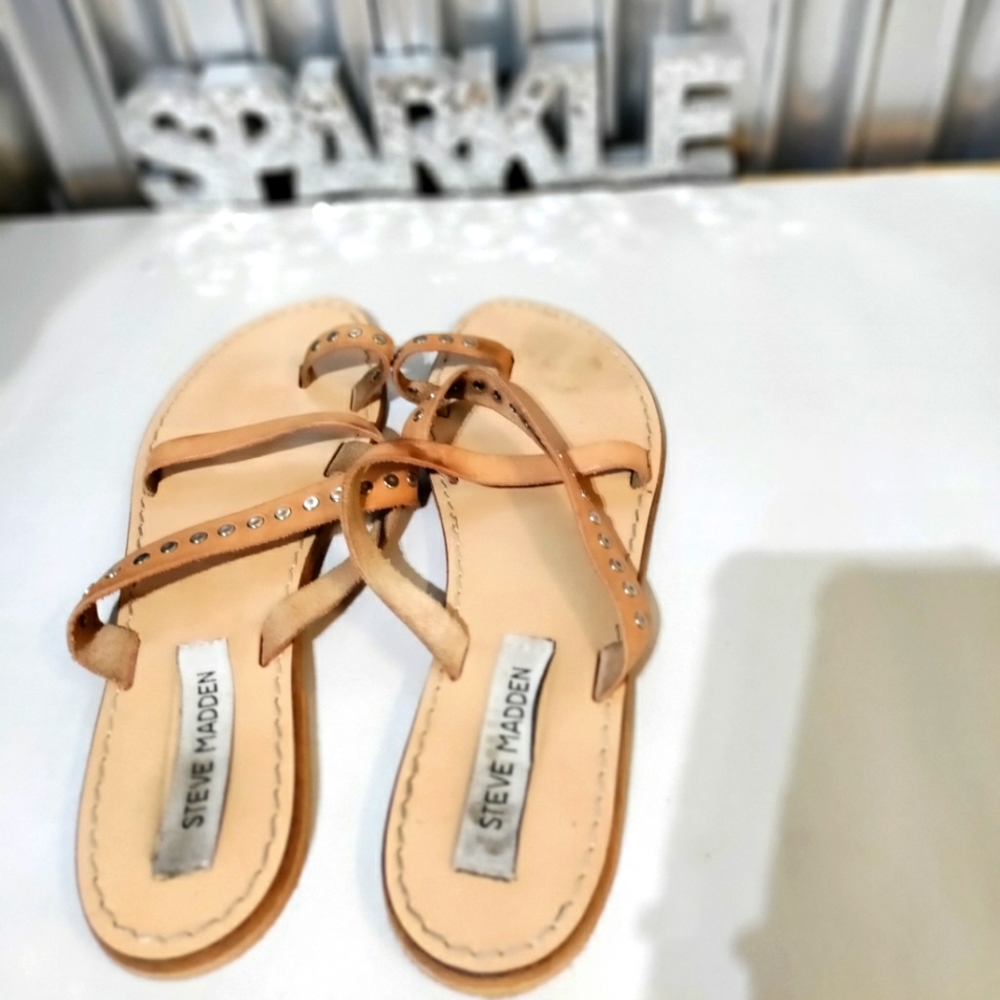 Steve Madden flats open toe sandals size 8 1/2